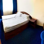 Rahovets Hotel
