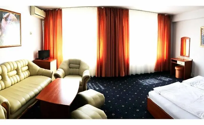 Hotel Rahovets 3*